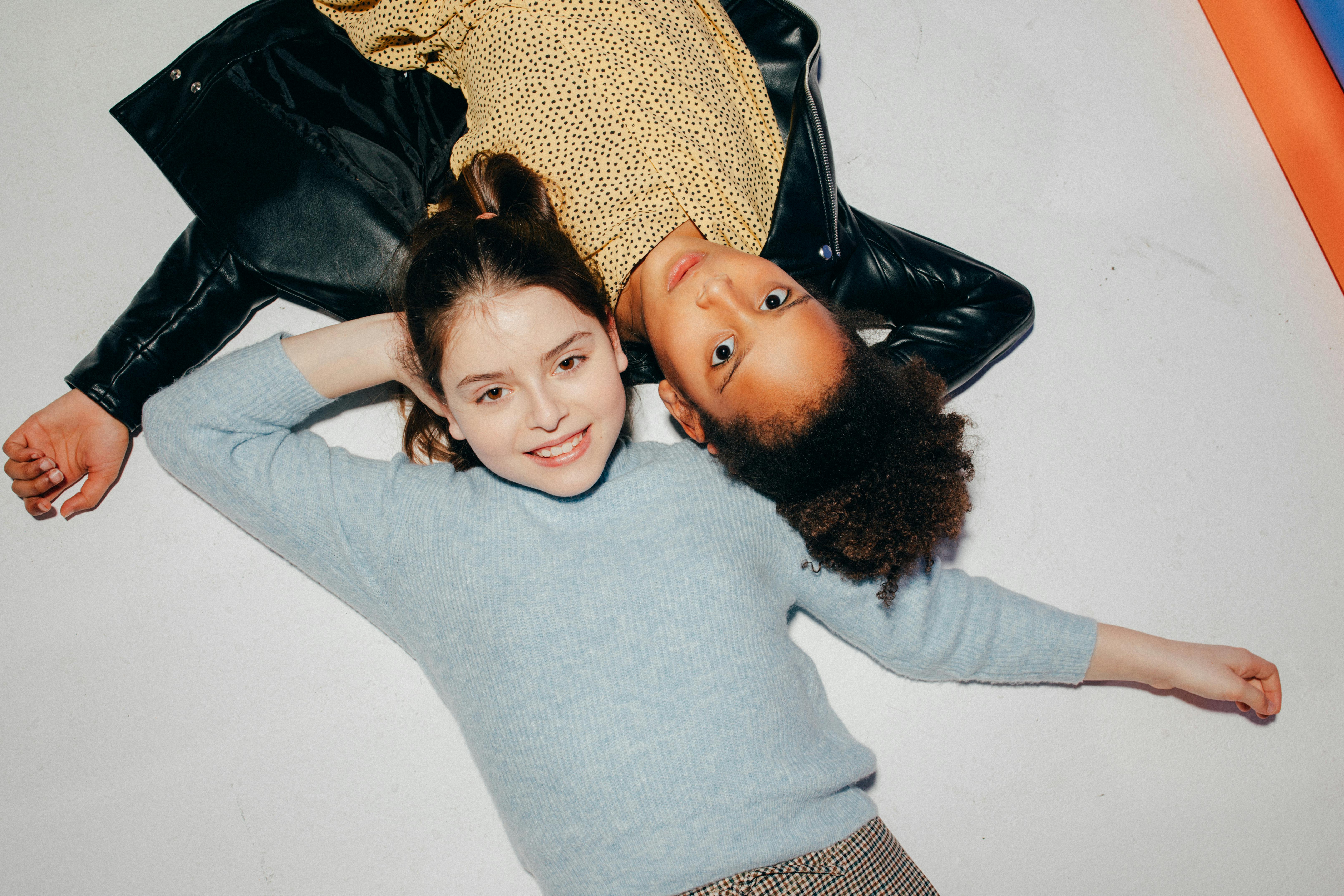 《失重的周末》海报图